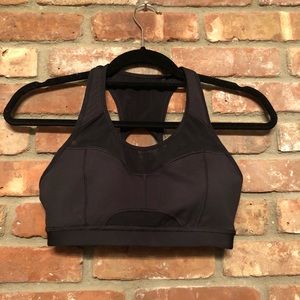 EUC - Athleta Sports Bra w/ Mesh